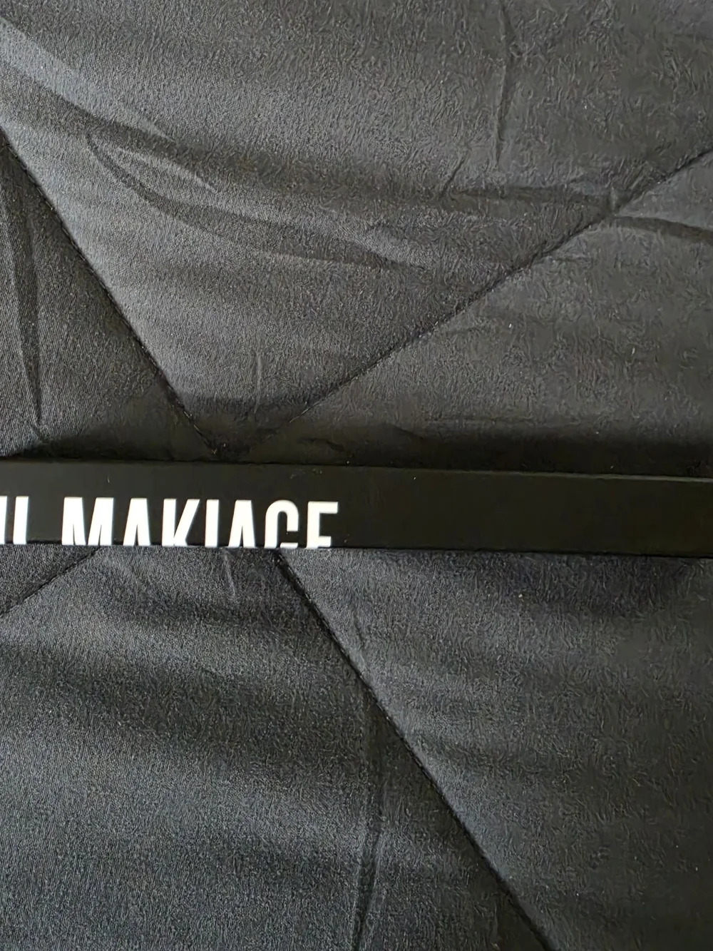 IL Makiage Long-Wear Eye Pencil - Black
